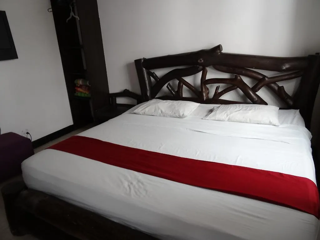 Hostel Relax 10 麦德林