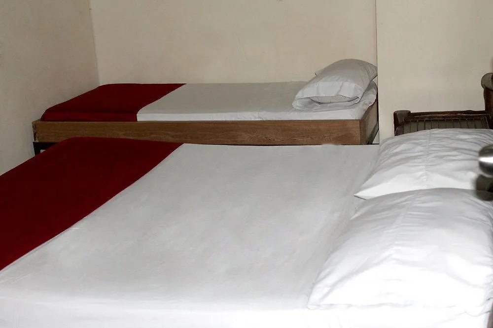 Hostel Relax 10 麦德林